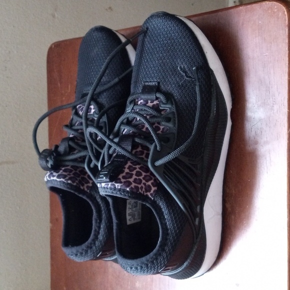 Women's Puma leopard print/black sneakers - Picture 2 of 7